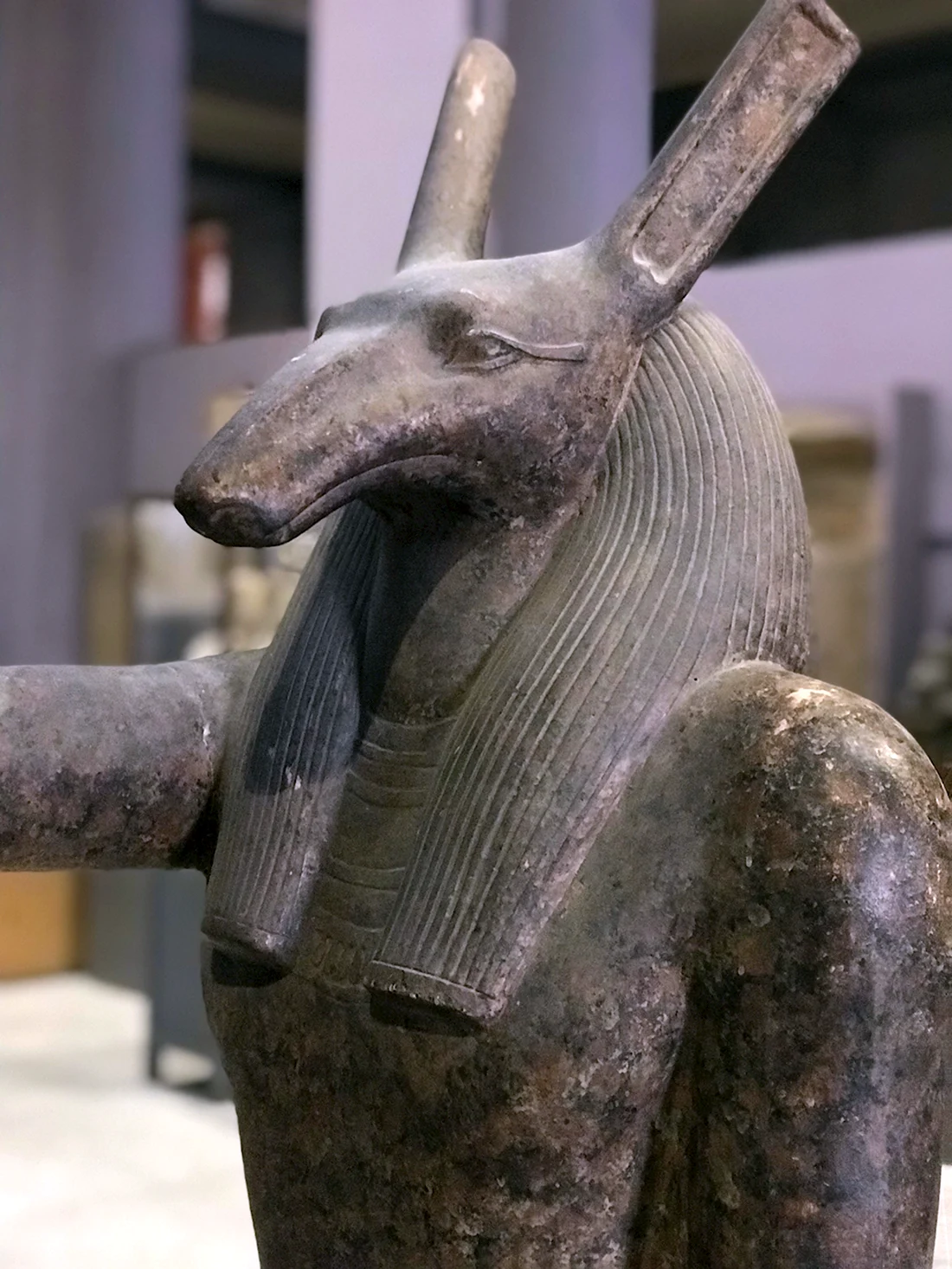 Сет Бог Египта статуя