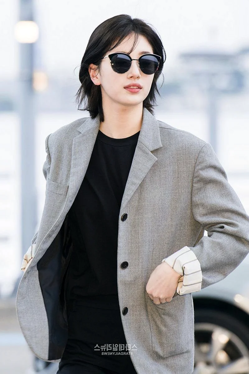 Сюзи корейская актриса с короткими волосами