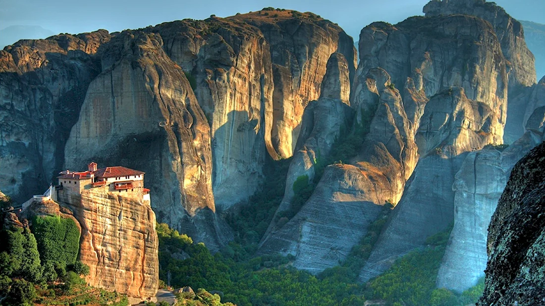 Скальные башни Meteora Греция