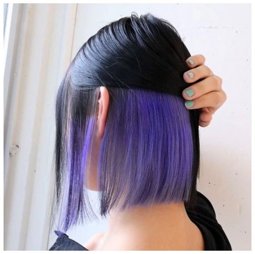 Скрытое окрашивание волос фиолетовый