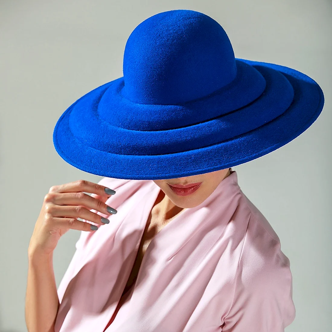 Соломенная шляпка Одри