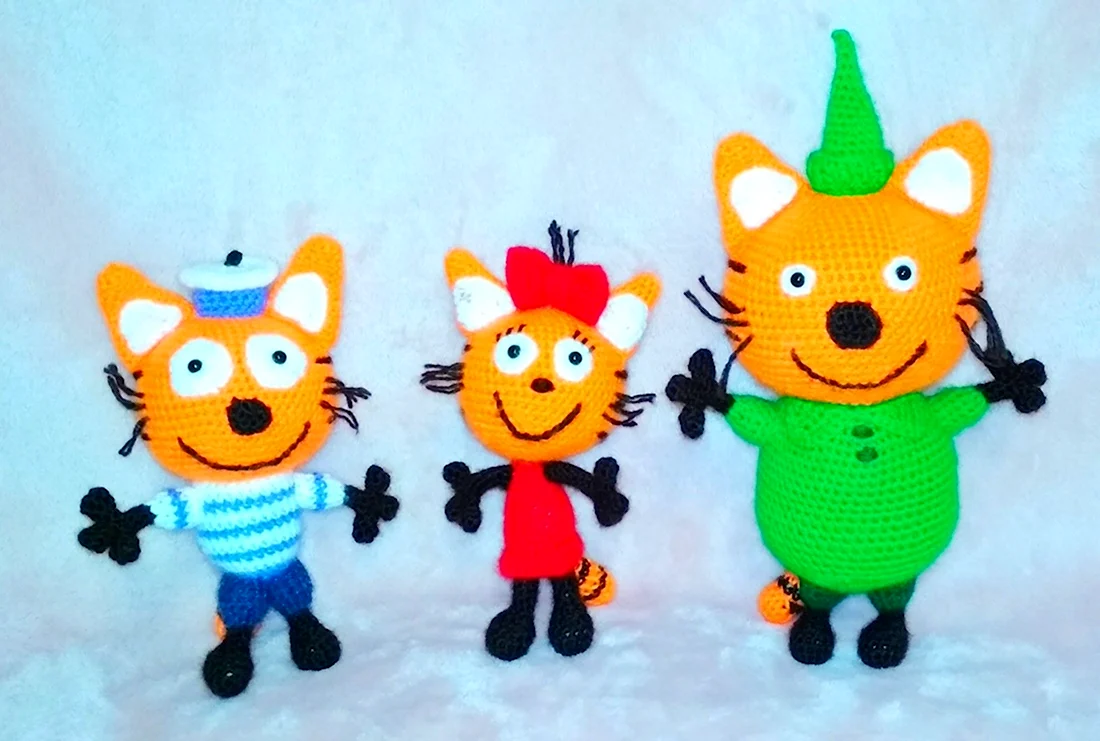 Три кота игрушки Коржик Карамелька