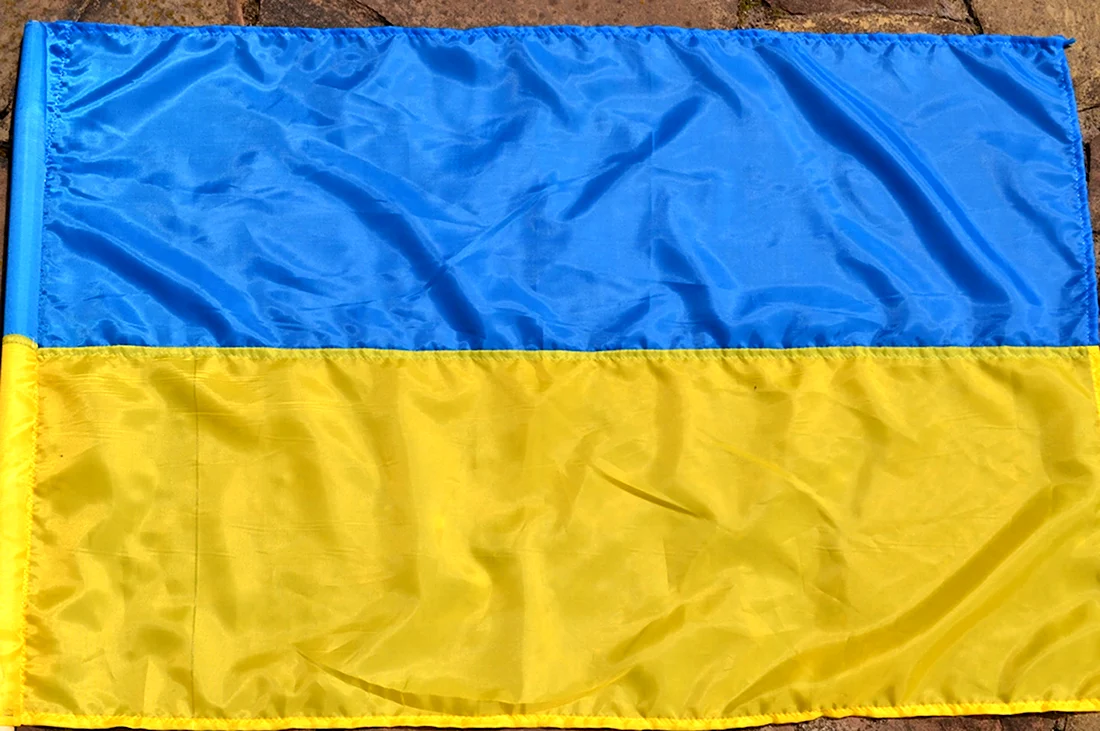 Украинский флаг 140 см
