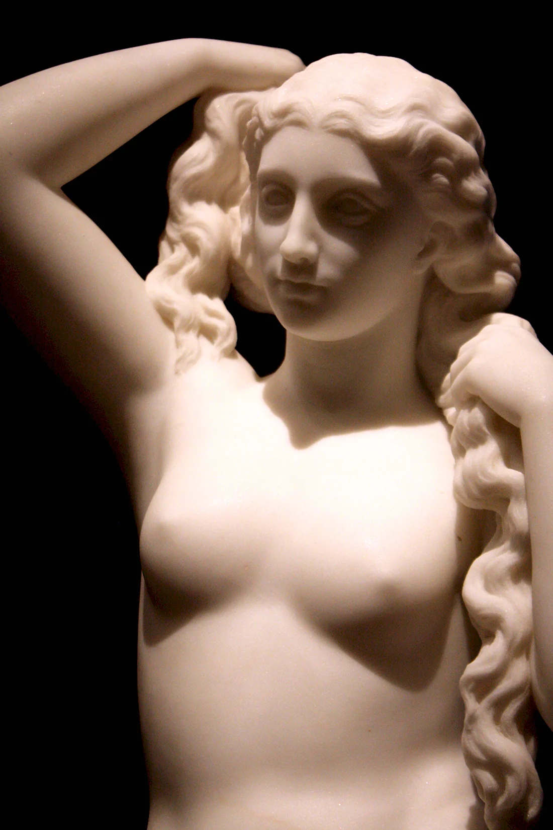 Венера Анадиомена скульптура