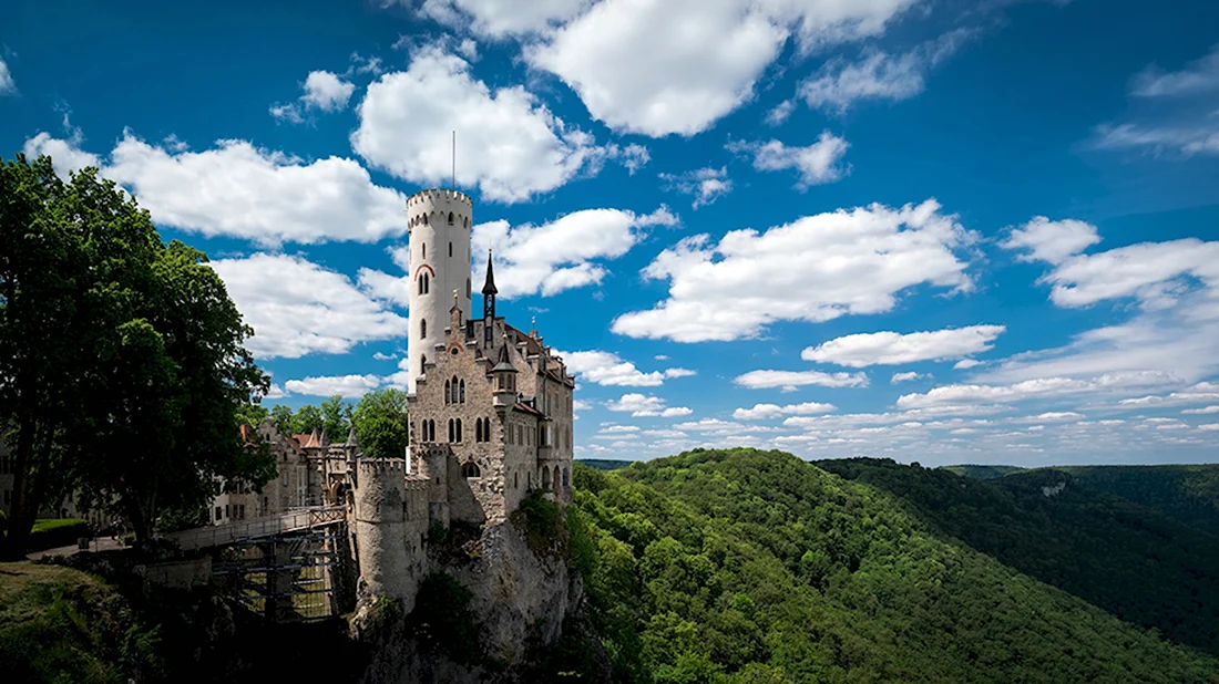 Замок Лихтенштейн Бавария