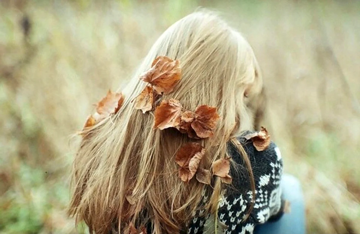 Блондинка осень