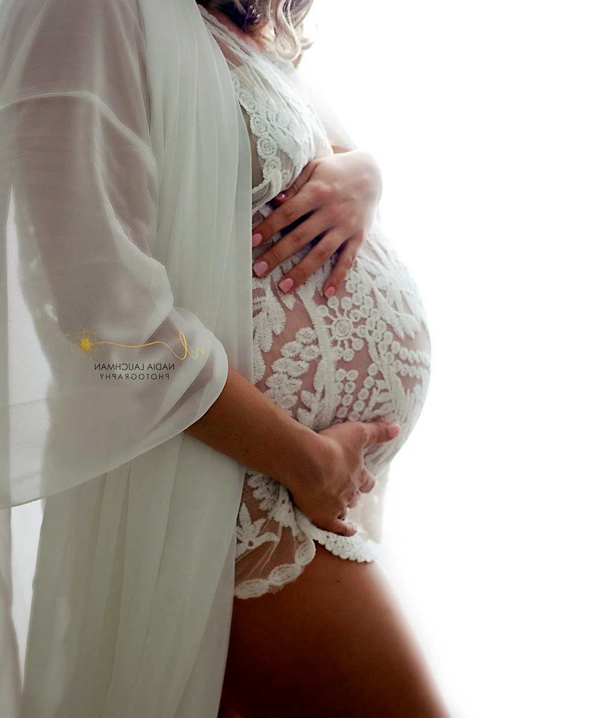 Фотосессия живота беременной