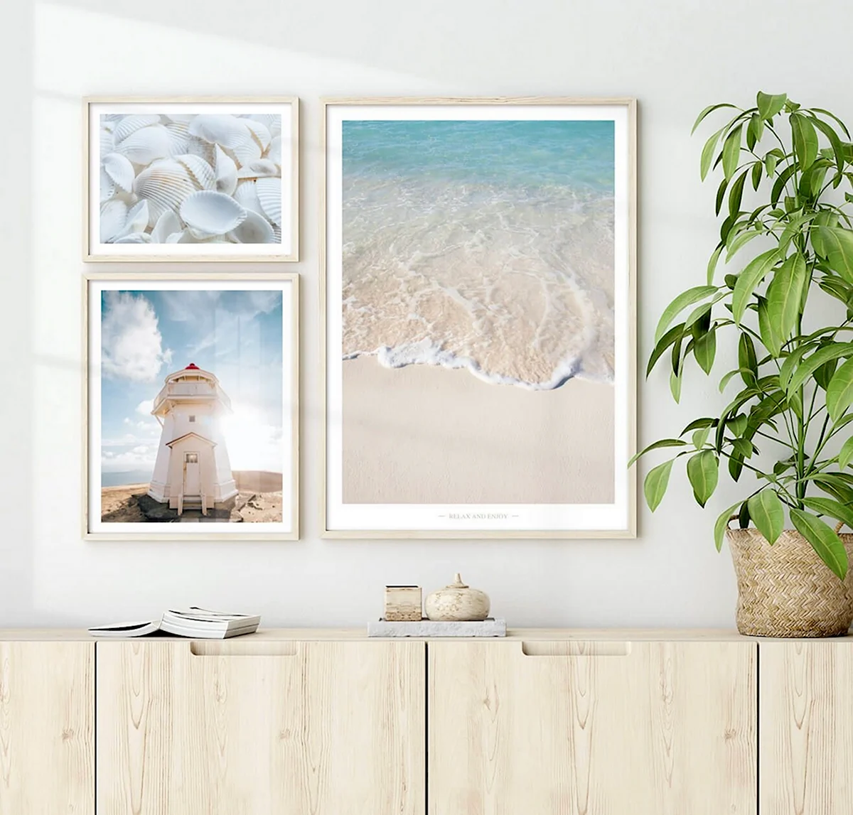 Картины в интерьер с морем и маяком
