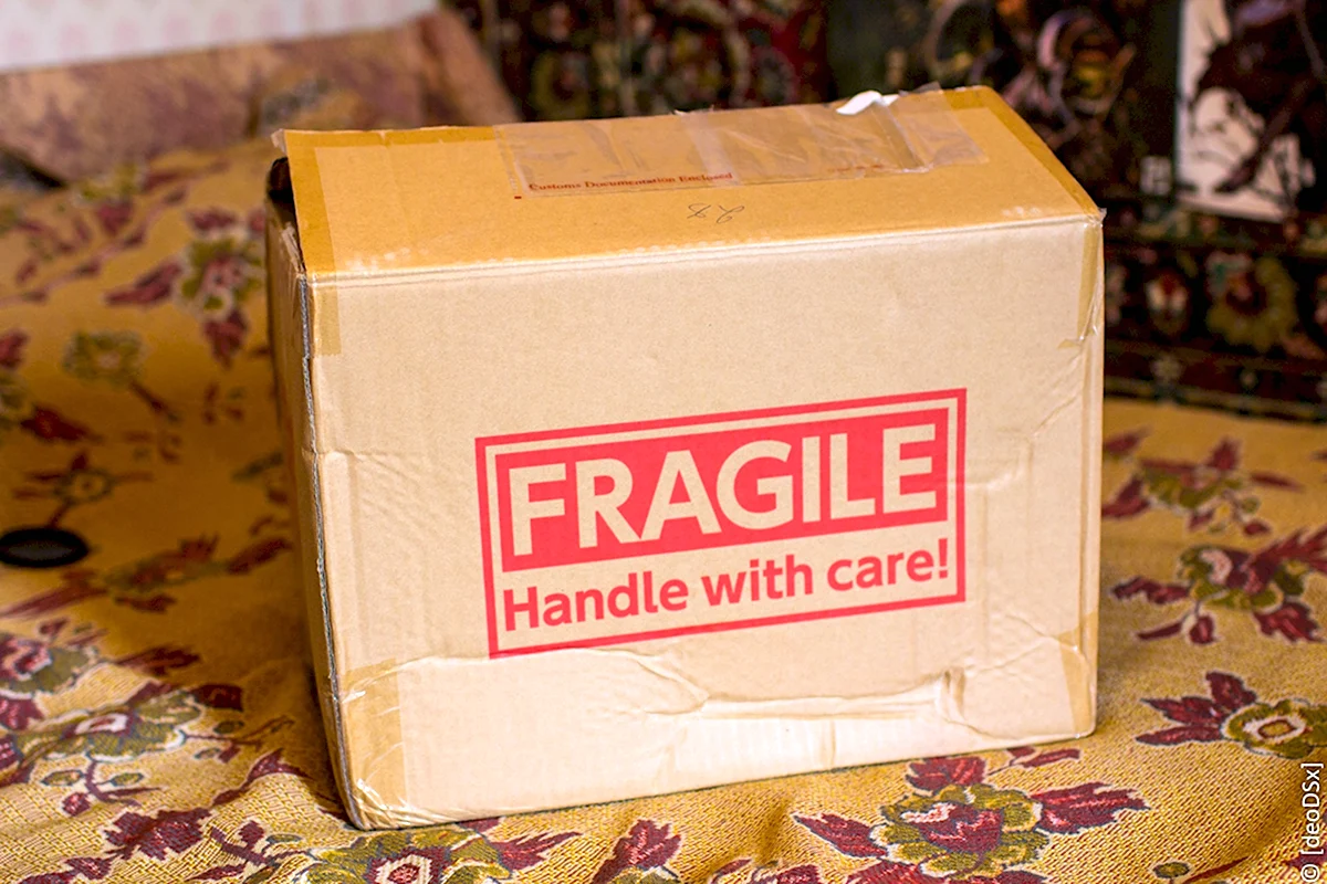 Коробка fragile