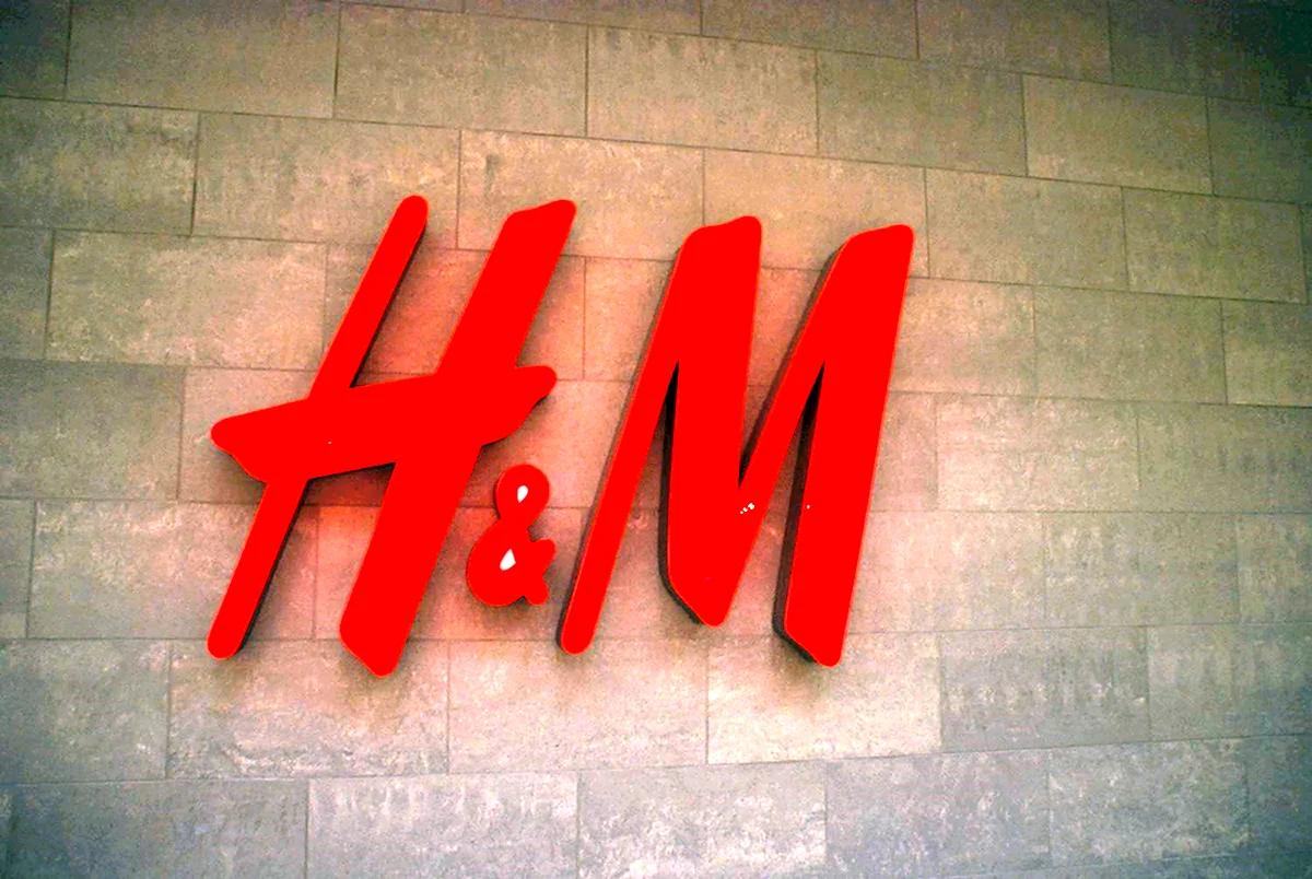 Логотип hm