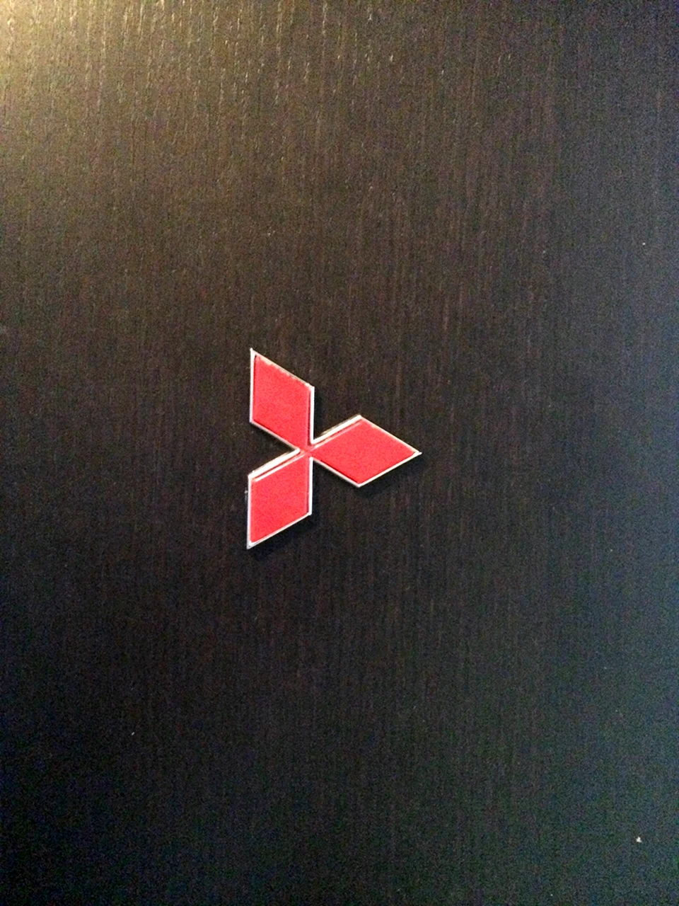 Mitsubishi цвет логотипа