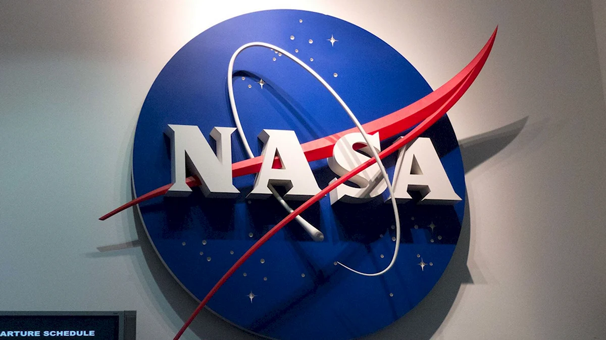 Знак Роскосмоса и НАСА
